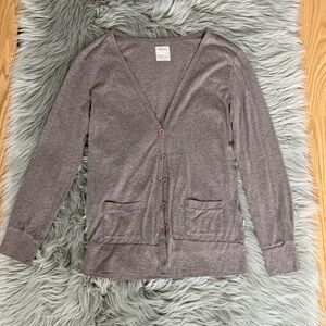Subdued 100% cotton cardigan